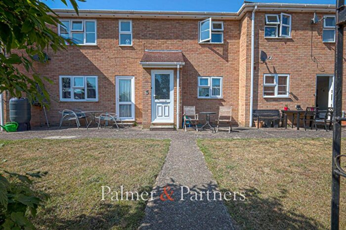 2 Bedroom Maisonette To Rent In Upland Road, West Mersea, Colchester, Essex, CO5