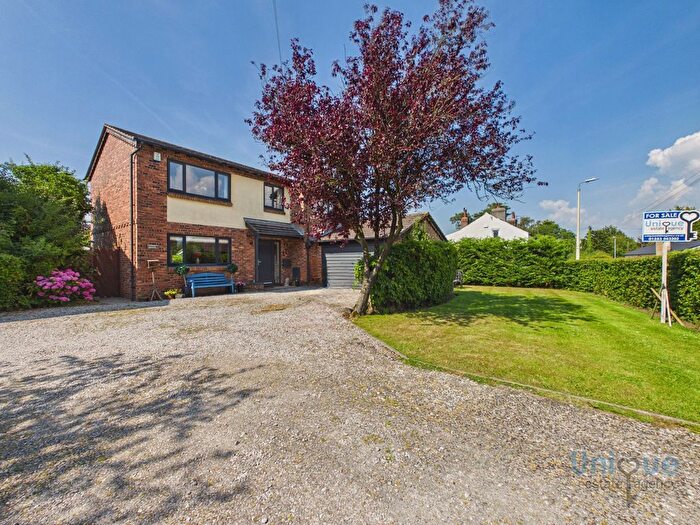 4 Bedroom Detached House For Sale In Cartford Lane, Little Eccleston, PR3