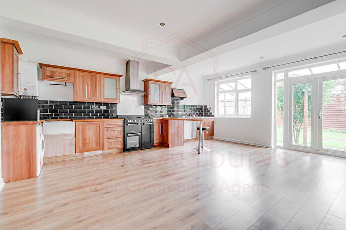 4 Bedroom Detached House To Rent In Beechcroft Gardens, Wembley Park, London, HA9