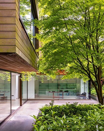 4 Bedroom Detached House For Sale In Elm Walk, London, NW3