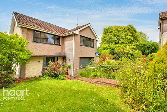3 Bedroom Detached House For Sale In Afon Close, New Inn, NP4