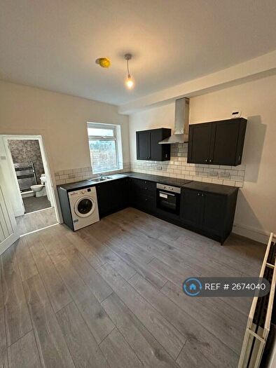 3 Bedroom End Of Terrace House To Rent In Woodhead Road, Sheffield, S2