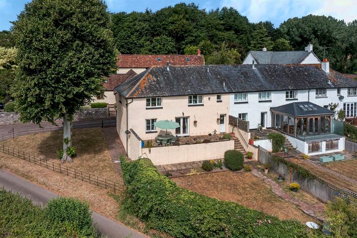 3 Bedroom End Of Terrace House For Sale In Old Heazille Mews, Rewe, Exeter, EX5