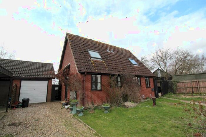 2 Bedroom House For Sale In Wheelwrights Close, Creeting St. Peter, Ipswich, IP6