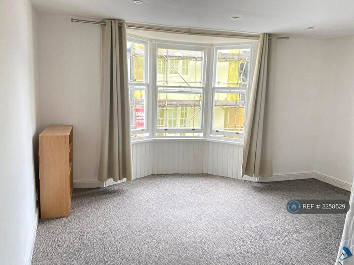 2 Bedroom Maisonette To Rent In Trafalgar Street, Brighton, BN1