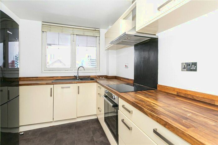 1 Bedroom Flat To Rent In Justin Close, Brentford, TW8