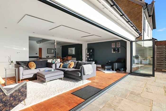 5 Bedroom Detached House For Sale In Farlington, Hampshire, PO6