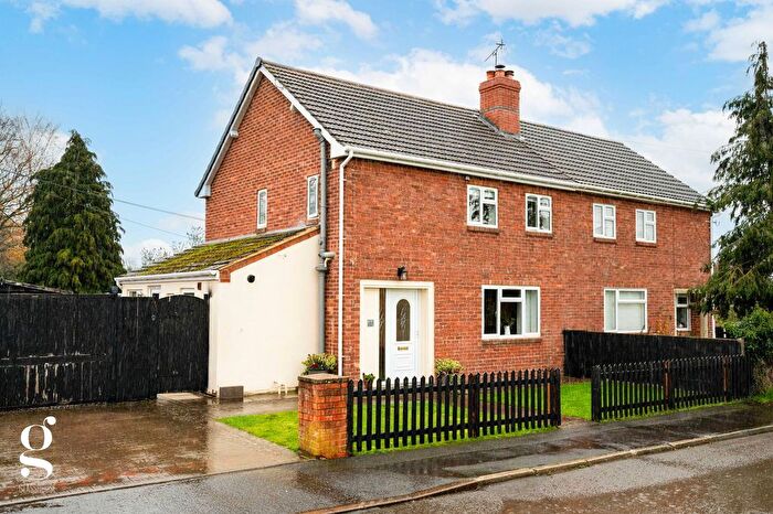 3 Bedroom Semi Detached House For Sale In The Courtlands, Winforton, Herefordshire, HR3