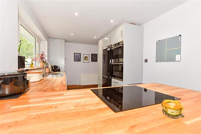 3 Bedroom Property For Sale In Milton Road, Caterham, Surrey, CR3