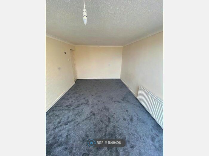 1 Bedroom Maisonette To Rent In Neville Court, Washington, NE37