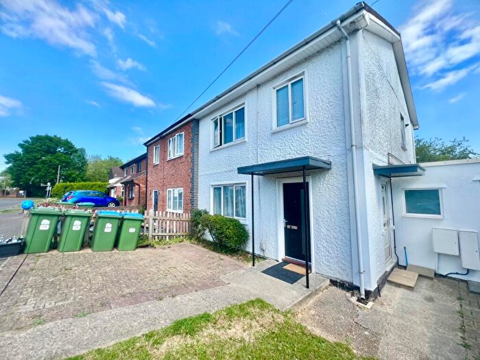 2 Bedroom Maisonette To Rent In Sullivan Road, Southampton, Hampshire, SO19