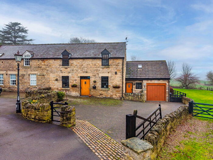 4 Bedroom Barn Conversion For Sale In Caulk Lane, Swaithe, S70
