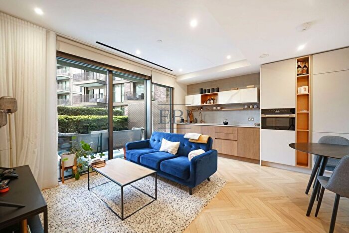 1 Bedroom Flat To Rent In Hampton House, Kings Road Park, Michael Road, Fulham, SW6