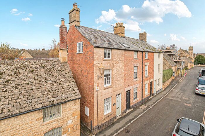 3 Bedroom End Of Terrace House For Sale In Park Road, Chipping Campden, GL55