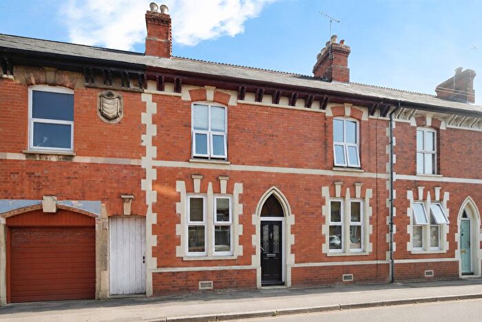 3 Bedroom Terraced House For Sale In Gladstone Street, Taunton, TA2