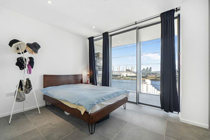 1 Bedroom Flat For Sale In Dollar Bay Place London, E14