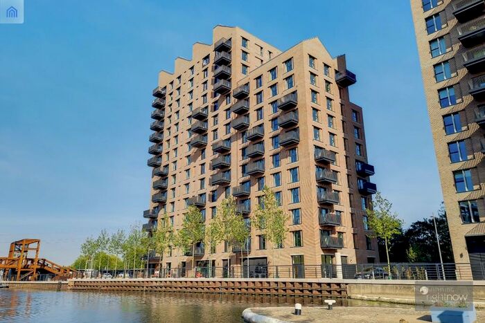 54 Bedroom Apartment To Rent In Lant Street, London, SE1