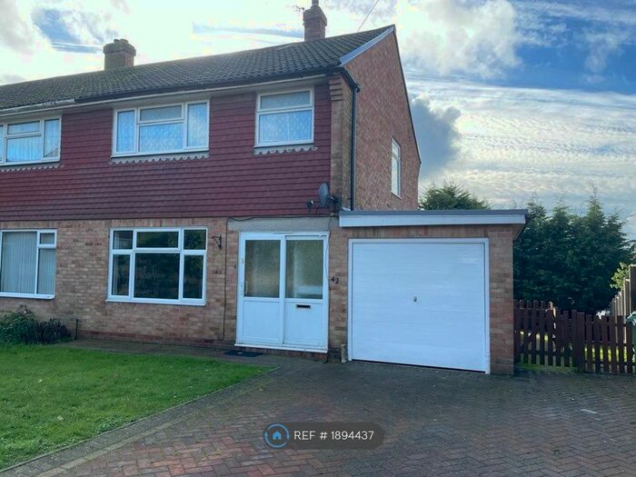 3 Bedroom Semi-Detached House To Rent In Shirley Drive, St. Leonards-On-Sea, TN37