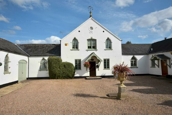 4 Bedroom Coach House For Sale In Top Street, Elston, Newark, NG23