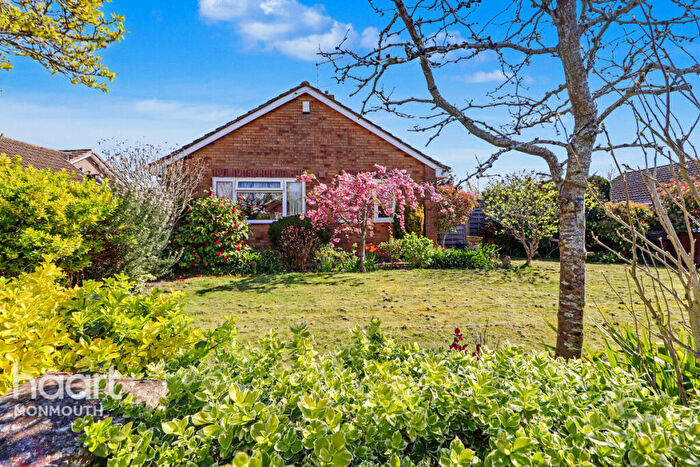 3 Bedroom Detached Bungalow For Sale In Inner Loop Road, Chepstow, NP16