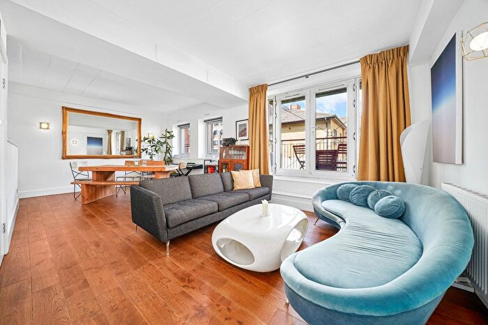 1 Bedroom Flat To Rent In Sunlight Square, London, E2