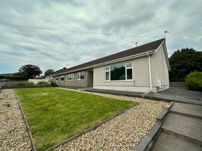 3 Bedroom Bungalow To Rent In Blackmill Road, Bryncethin, Bridgend, CF32