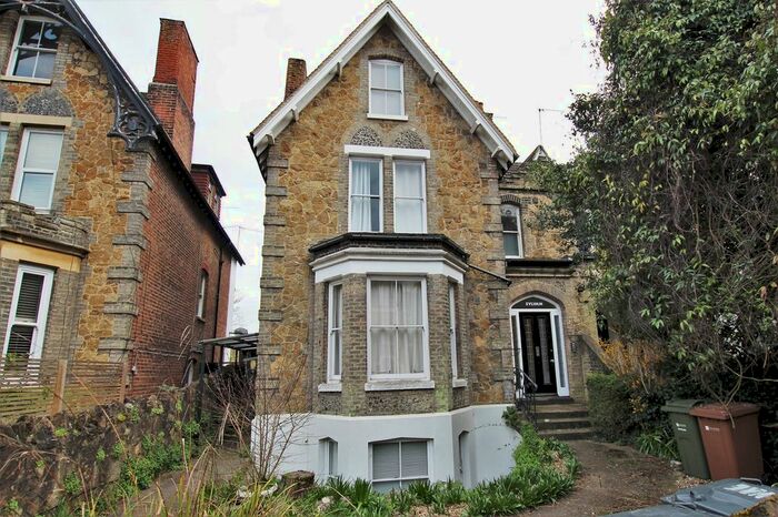 1 Bedroom Flat To Rent In Epsom Road, Guildford, GU1