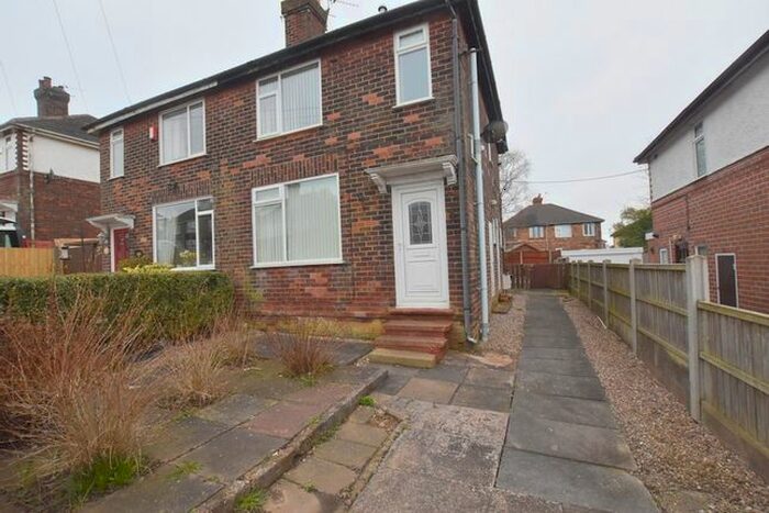 3 Bedroom Semi-Detached House To Rent In Lombardy Grove, Meir, Stoke-On-Trent, ST3