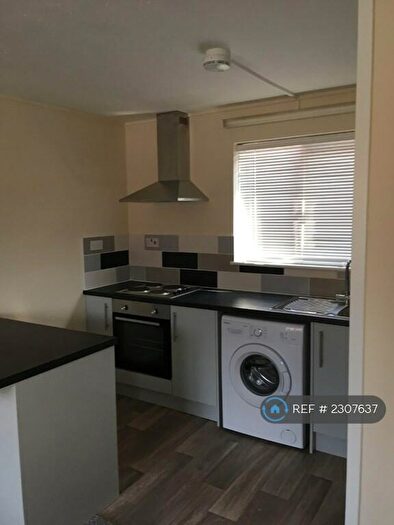 1 Bedroom Flat To Rent In Heronbridge Close, Westlea, Swindon, SN5