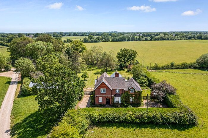 4 Bedroom Detached House For Sale In Barkham Road, Wokingham, RG41