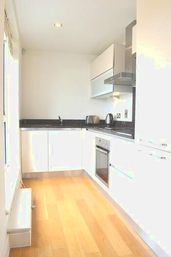1 Bedroom Studio To Rent In Redmans Road, London, E1