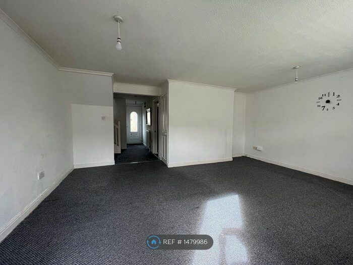 3 Bedroom Terraced House To Rent In Colgrove Place, Newcastle Upon Tyne, NE3