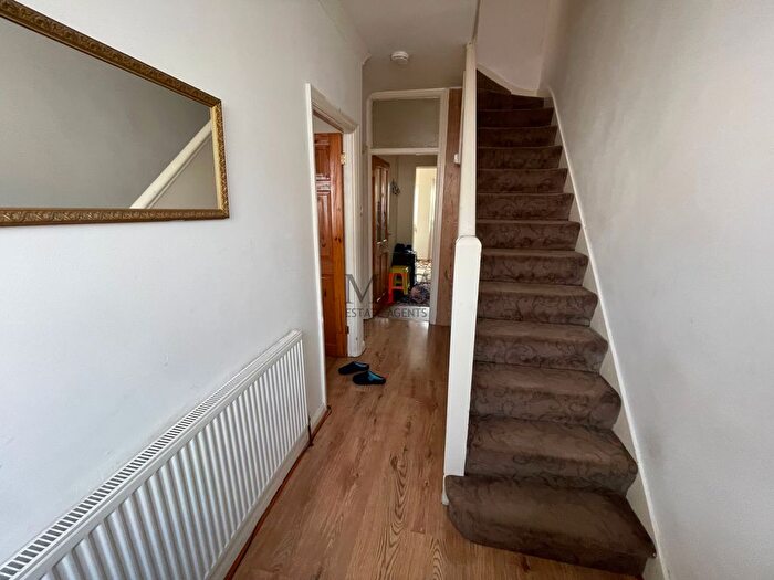 3 Bedroom Terraced House To Rent In Lonsdale Road, Southall, UB2