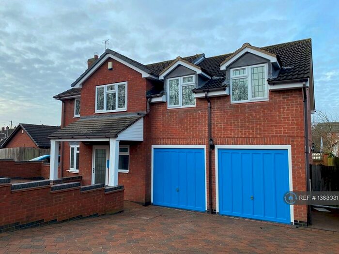 5 Bedroom Detached House To Rent In St. Andrews Close, Burton-On-The-Wolds, Loughborough, LE12