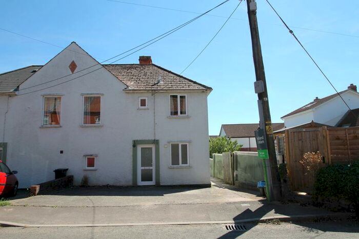 3 Bedroom House To Rent In Burcott Road, Wells, BA5