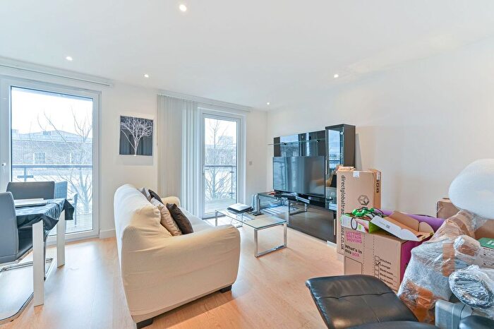 2 Bedroom Flat To Rent In Imperial Building, Woolwich Riverside, London, SE18