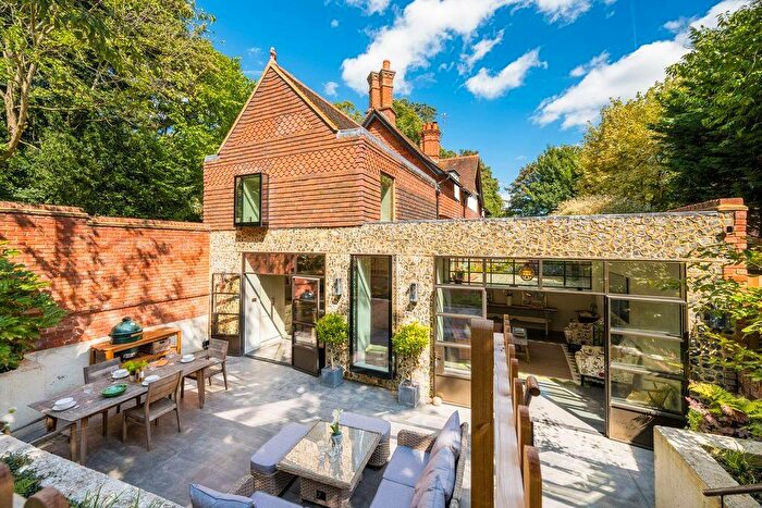 5 Bedroom Detached House To Rent In Wittington Green, Henley Road, SL7