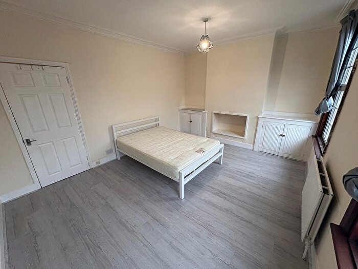 3 Bedroom Property To Rent In St. Pauls Road, London, N17