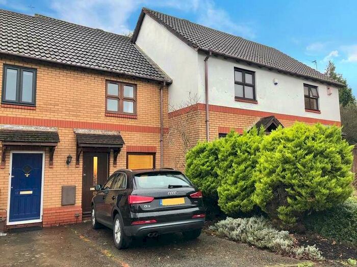 2 Bedroom Semi-Detached House To Rent In Foster Drive, Penylan, Cardiff, CF23