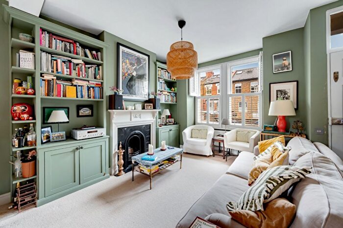 2 Bedroom Terraced House To Rent In Priory Road, London, W4