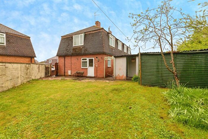 3 Bedroom Semi Detached House For Sale In Dolman Close, Bristol, BS10