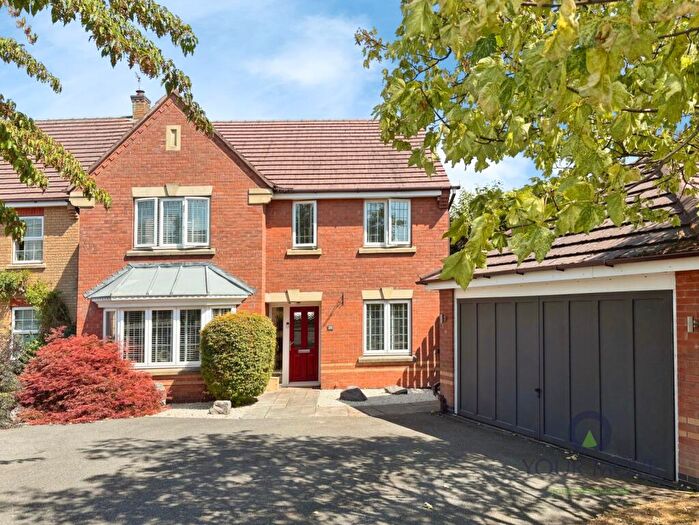 4 Bedroom Detached House For Sale In Buckingham Road, Coalville, Leicestershire, LE67