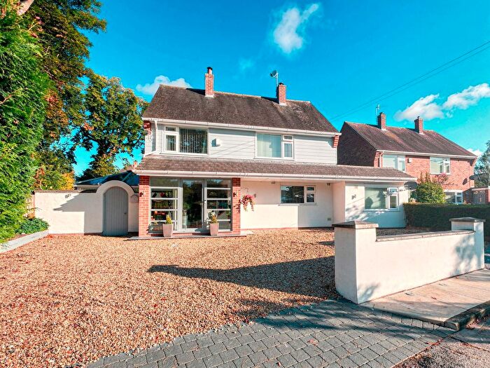4 Bedroom Detached House For Sale In Heathdale, Wirral, CH63