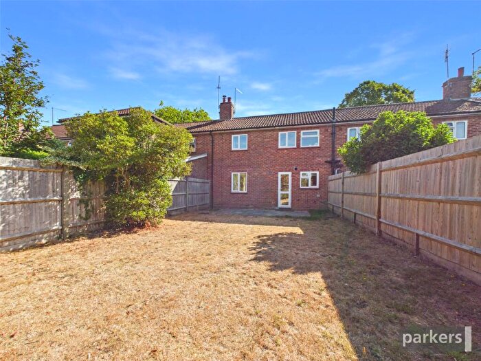 2 Bedroom Terraced House For Sale In Park View Drive North, Charvil, Reading, Berkshire, RG10