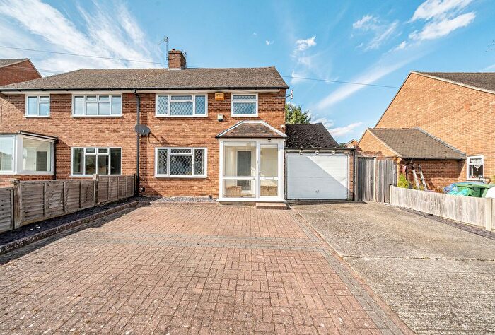 3 Bedroom Semi-detached House For Sale In Dynes Road, Kemsing, Sevenoaks, Kent, TN15