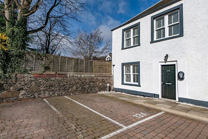 3 Bedroom Town House For Sale In A West Burnside, Dollar, FK14