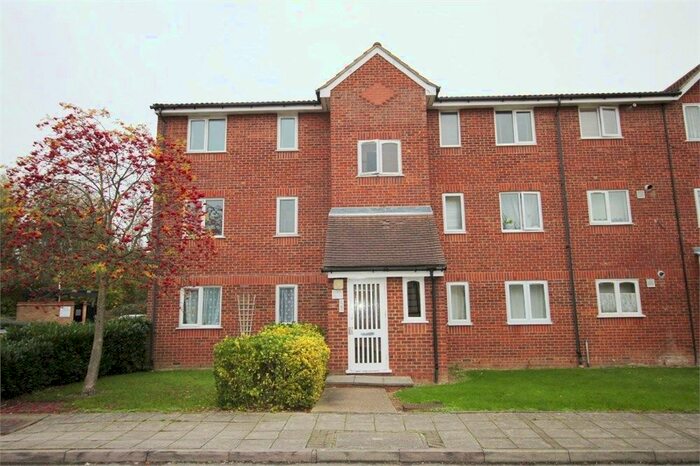 2 Bedroom Flat To Rent In Dehavilland Close, Northolt, UB5