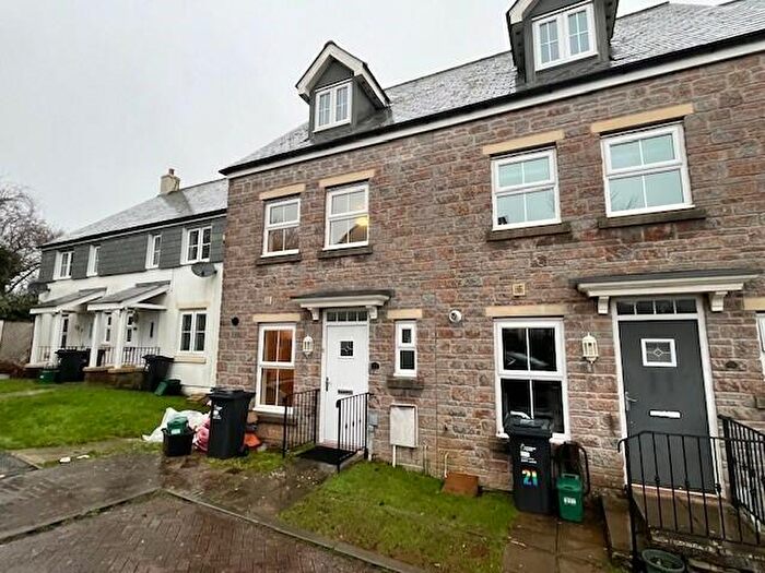 3 Bedroom End Of Terrace House To Rent In Carnglaze Close, Liskeard, PL14