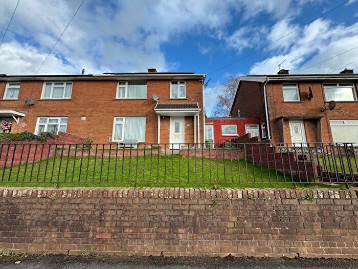 3 Bedroom Semi Detached House For Sale In Glan Ffrwd, Caerphilly, CF83