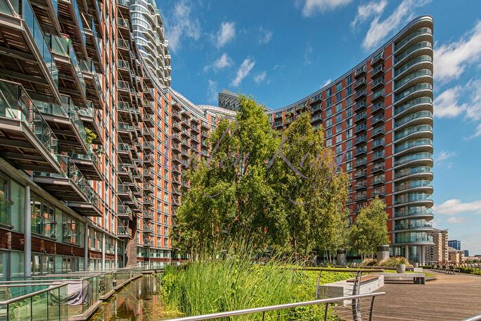 1 Bedroom Flat For Sale In New Providence Wharf, , Fairmont Avenue, London, E14
